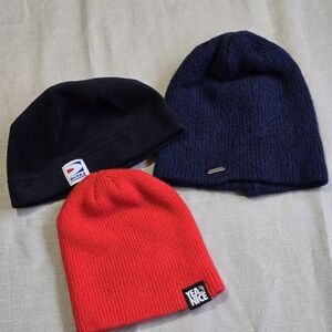 DITAS YEA NICE EMPIRE Men's Solid Winter Beanie Hats Black Red Navy Lot of 3